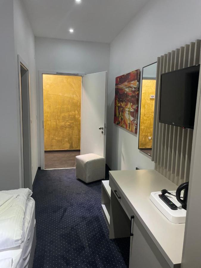 Gastpark Hotel Manching Extérieur photo