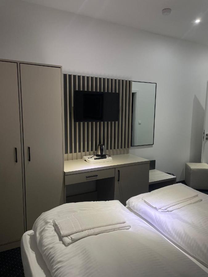 Gastpark Hotel Manching Extérieur photo
